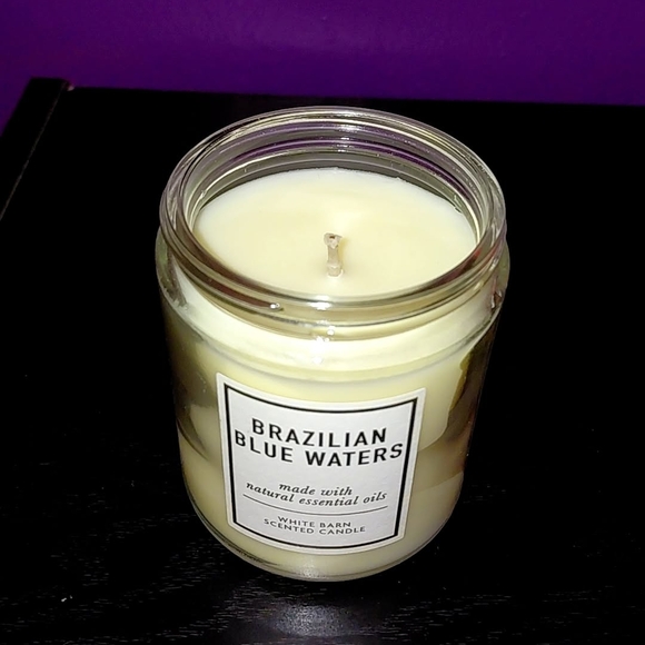 White Barn Brazilian Blue Waters Candle - White - Picture 2 of 3